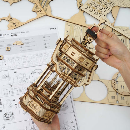 Lampe Victorienne en bois DIY puzzle 3D CULTURE MAQUETTE - ROBOTIME