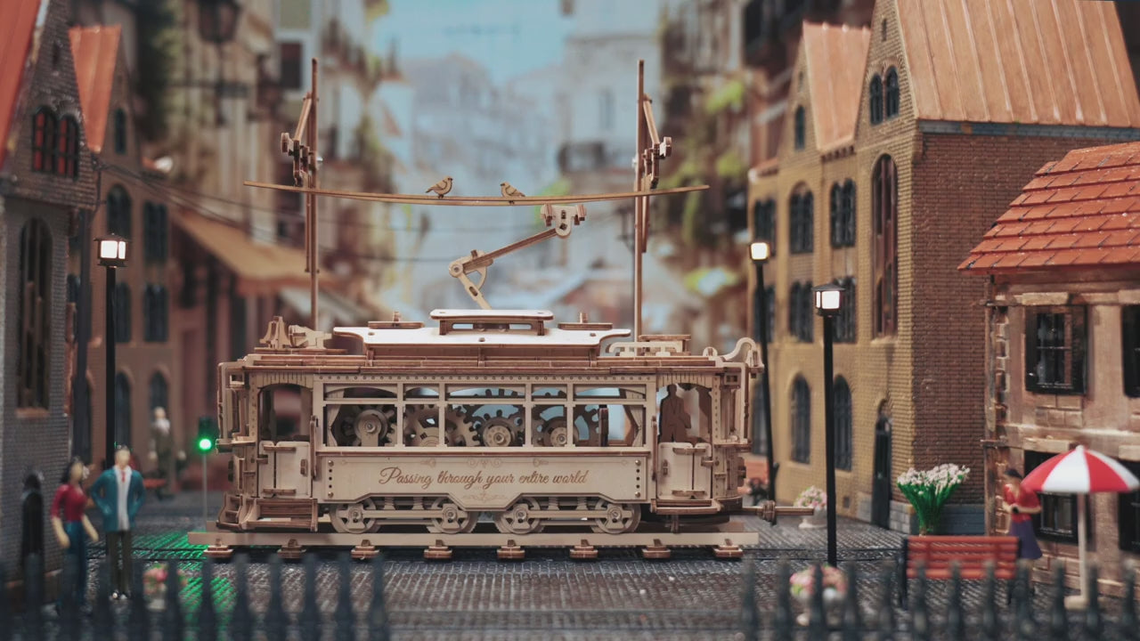 LE TRAM -  CULTURE MAQUETTE - EXPERT MAQUETTE BOIS et METAL - DIY - ROBOTIME